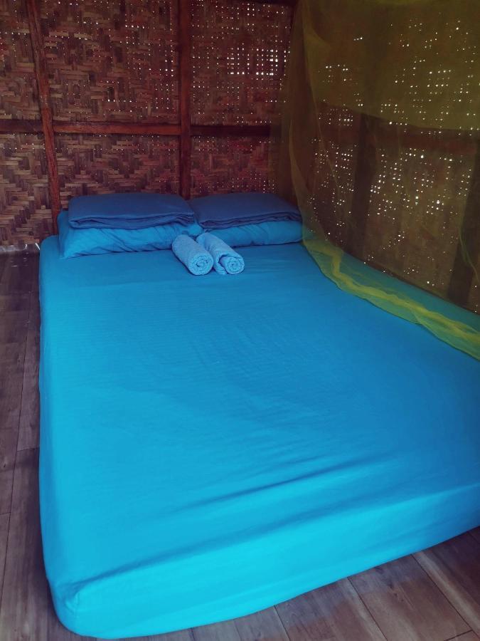Junjals Backpackers Chalet Bohol Exterior foto